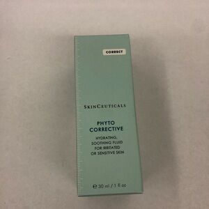 SkinCeuticals Phyto Corrective Serum - Light Green